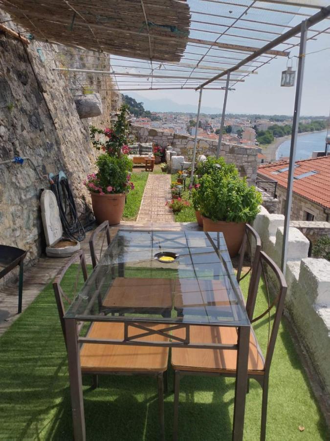 Clock'S House Apartman Návpaktosz Kültér fotó